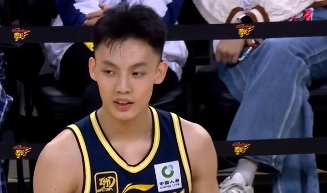 赛的亮眼发, 国家队可靠, 塔周琦 赛的亮眼发, 国家队可靠, 塔周琦