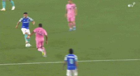 梅西, 帽戏为阿根 梅西, 帽戏为阿根