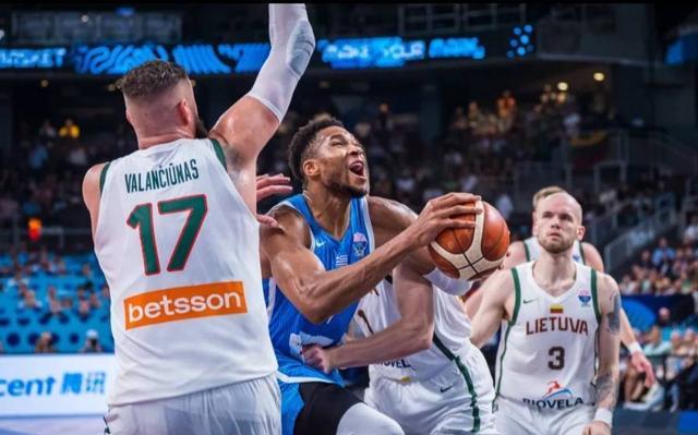 字母哥, 哈泽尔 字母哥, 哈泽尔