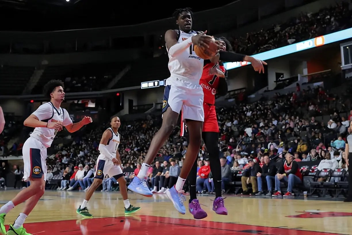 佛掘金的N, 实是相当不, div 佛掘金的N, 实是相当不, div